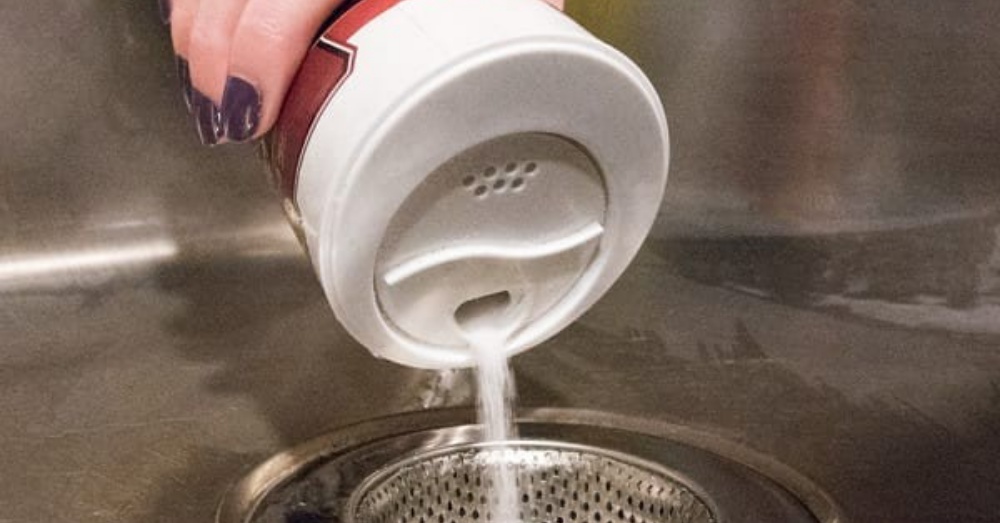 5 Ways To Use Ordinary Table Salt Around The House