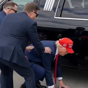CHAOS ERUPTS AS THE U.S. PRESIDENT WAS SUDDENLY…